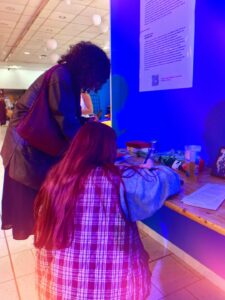 💙 mercimerci pour votre présence, vos mots, votre soutien et votre belle énergie.Être entourée (4)